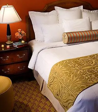 Hotel The Lindy Renaissance 4*