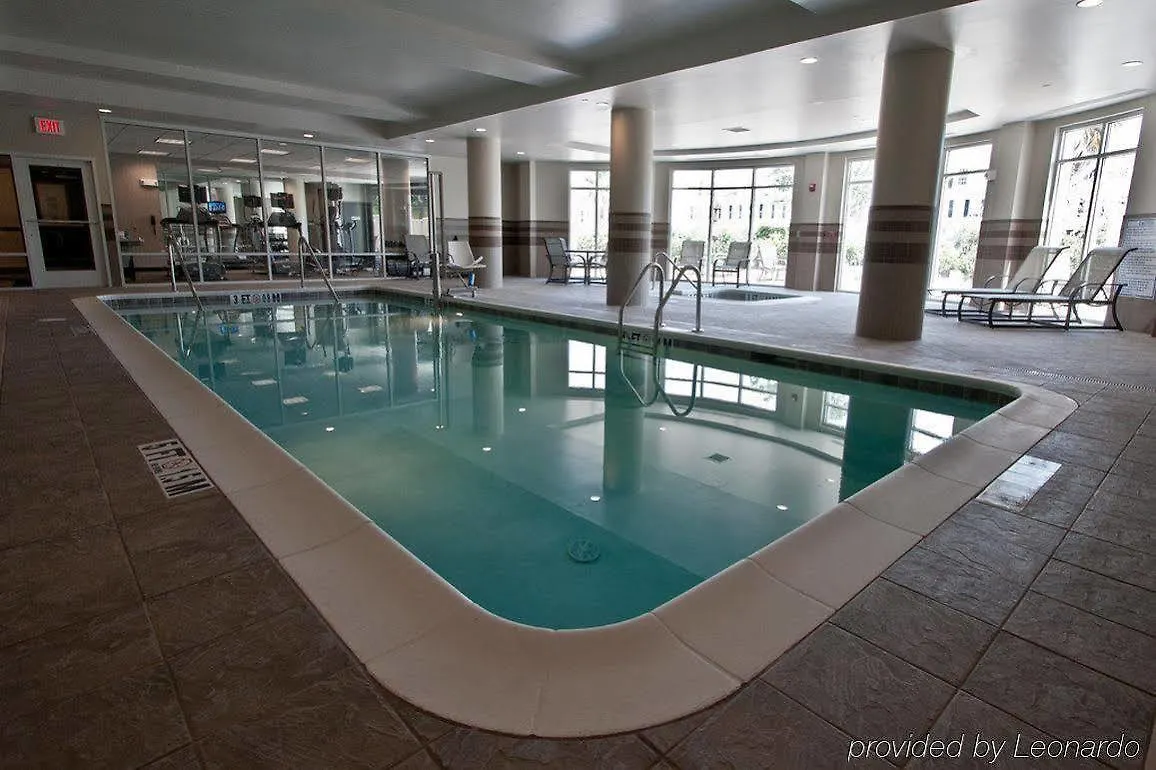 Holiday Express & Charleston Arpt-conv Ctr Area By Ihg 3*