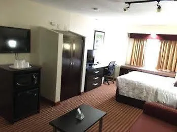 Hotel Western Patriots Point 3*