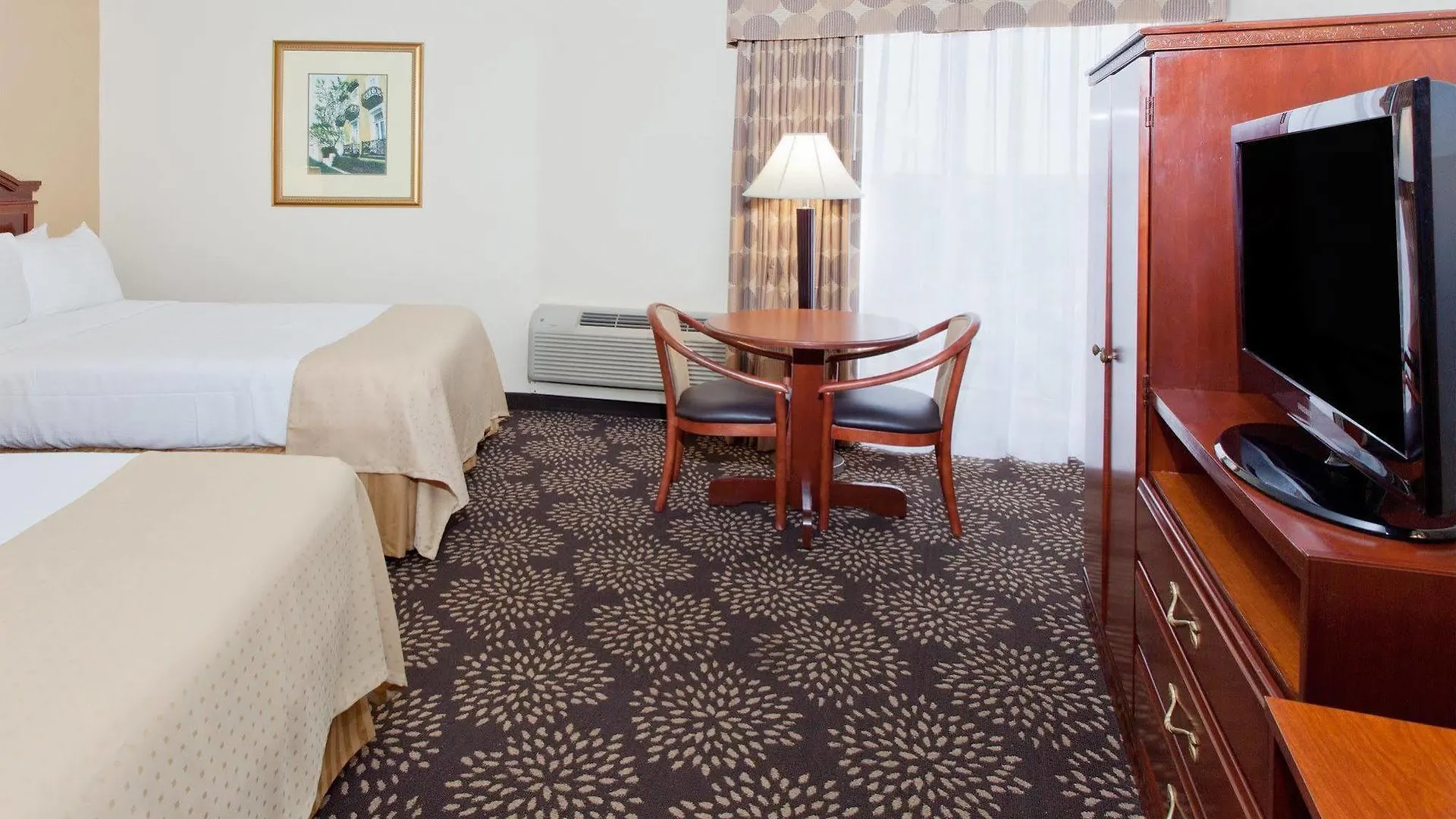 Charleston-riverview By Ihg Hotel 3*