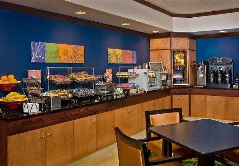 Fairfield & By Marriott Charleston Airport/convention Center North Charleston