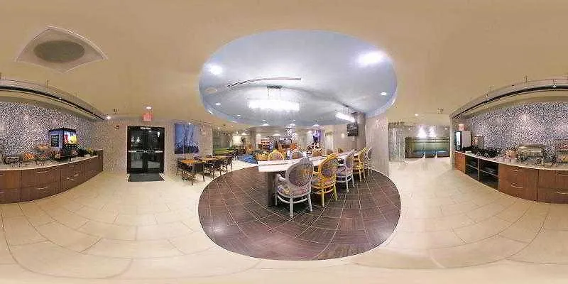 Springhill By Marriott Charleston North Hotel 3*