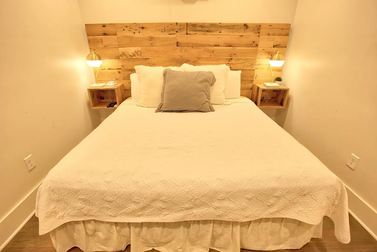 493 King Two Bedroom Suites