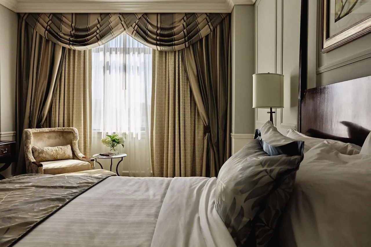 The Place Hotell 5*
