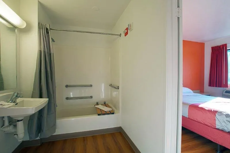 West Ashley Hotel