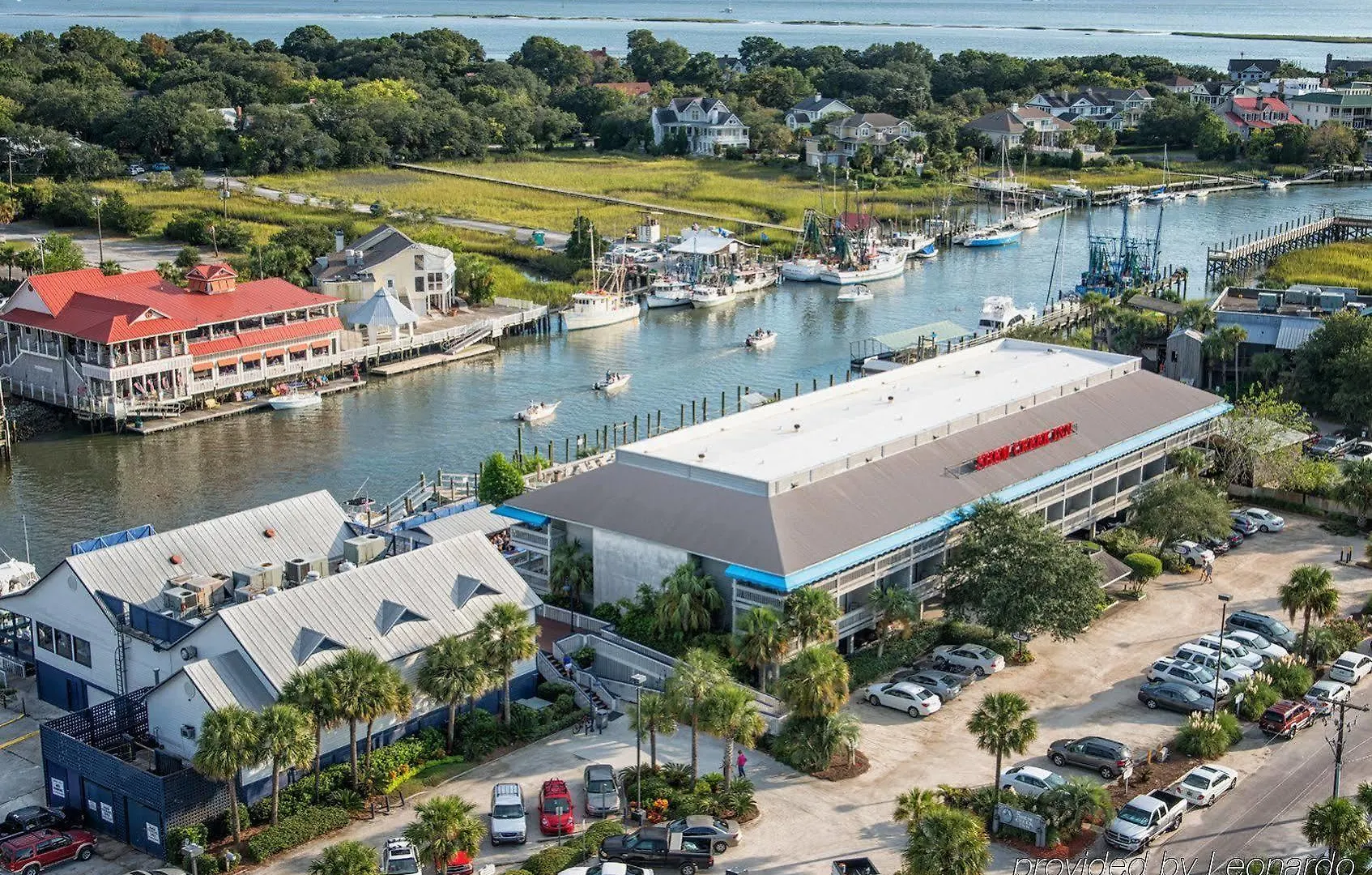Hotel Shem Creek 3*