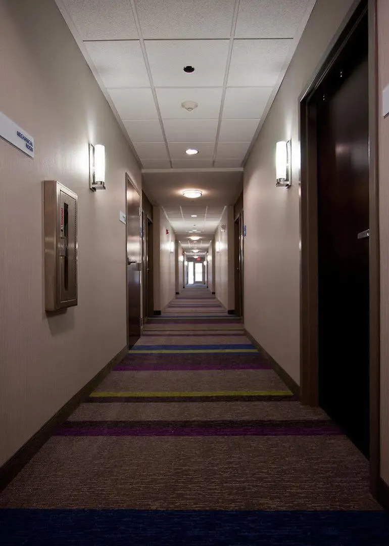 Holiday Express & Charleston Arpt-conv Ctr Area By Ihg Hotel North Charleston