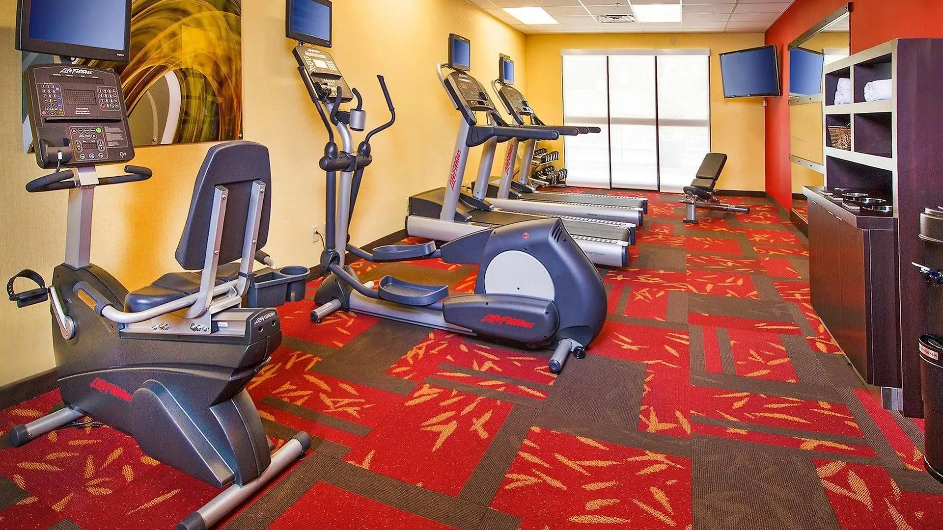 Hotel Courtyard By Marriott Airport Coliseum