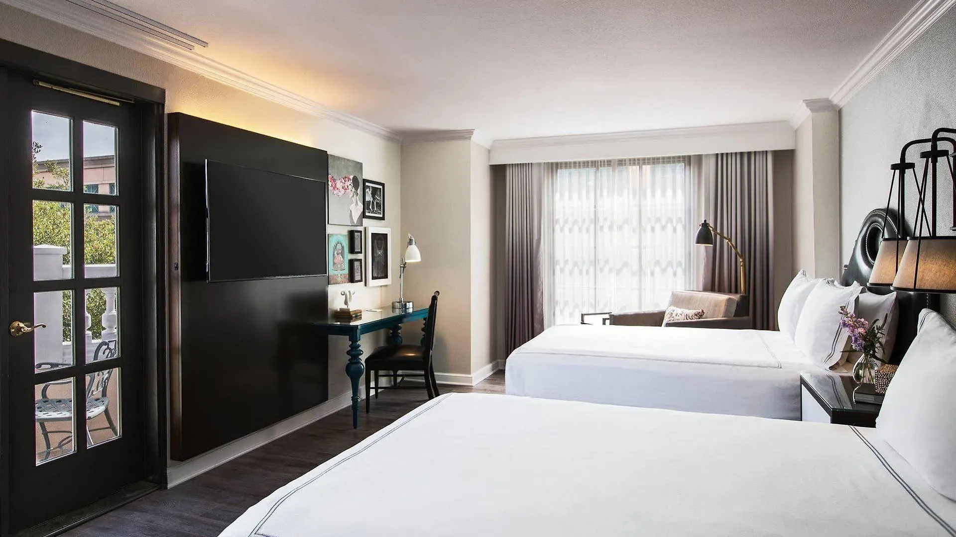 The Lindy Renaissance Charleston