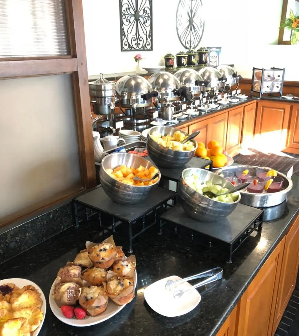 Hotel Francis Marion 4*