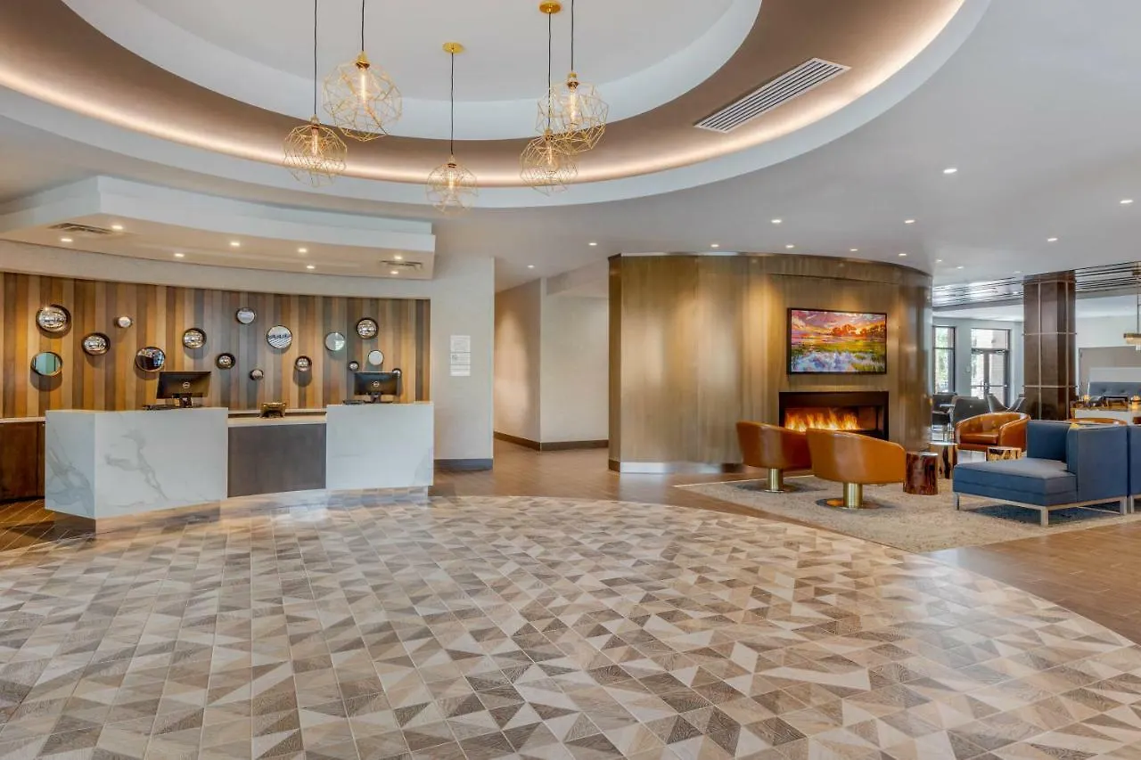 Cambria Riverview Hotel 3*