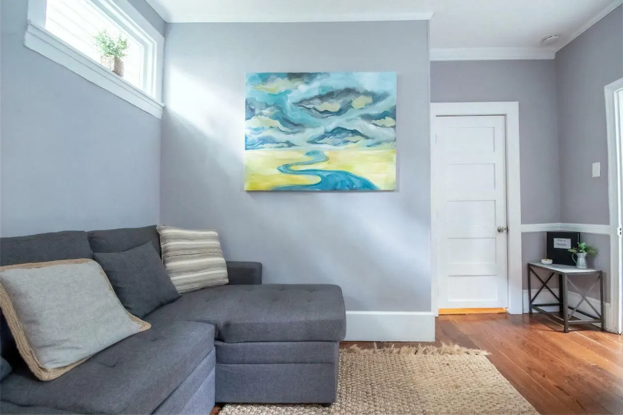 Suites On Cannon Apartment *