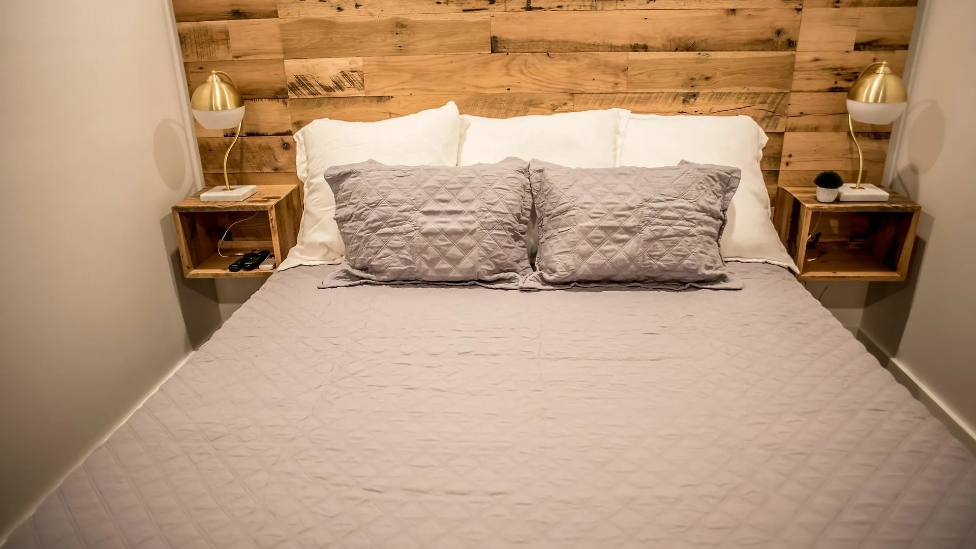 Hotel 493 King Two Bedroom Suites 3*