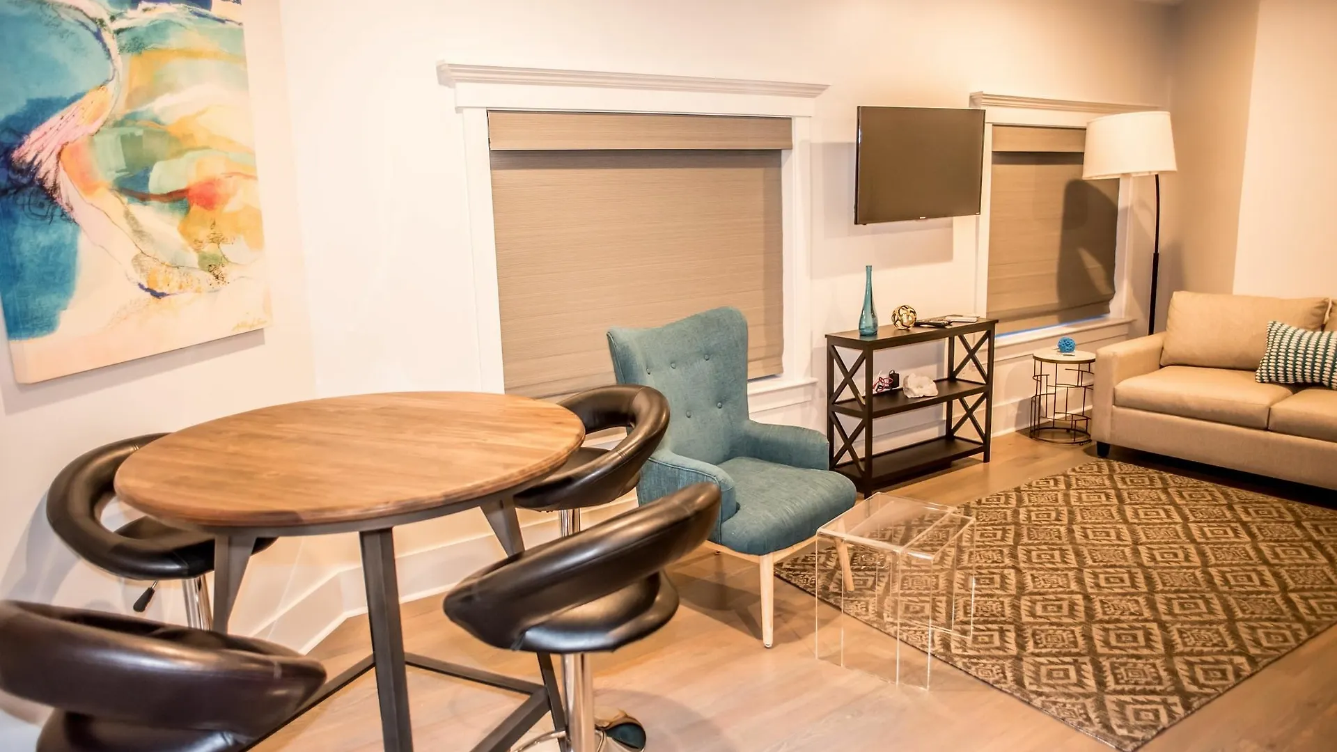 Hotel 493 King Two Bedroom Suites 3*