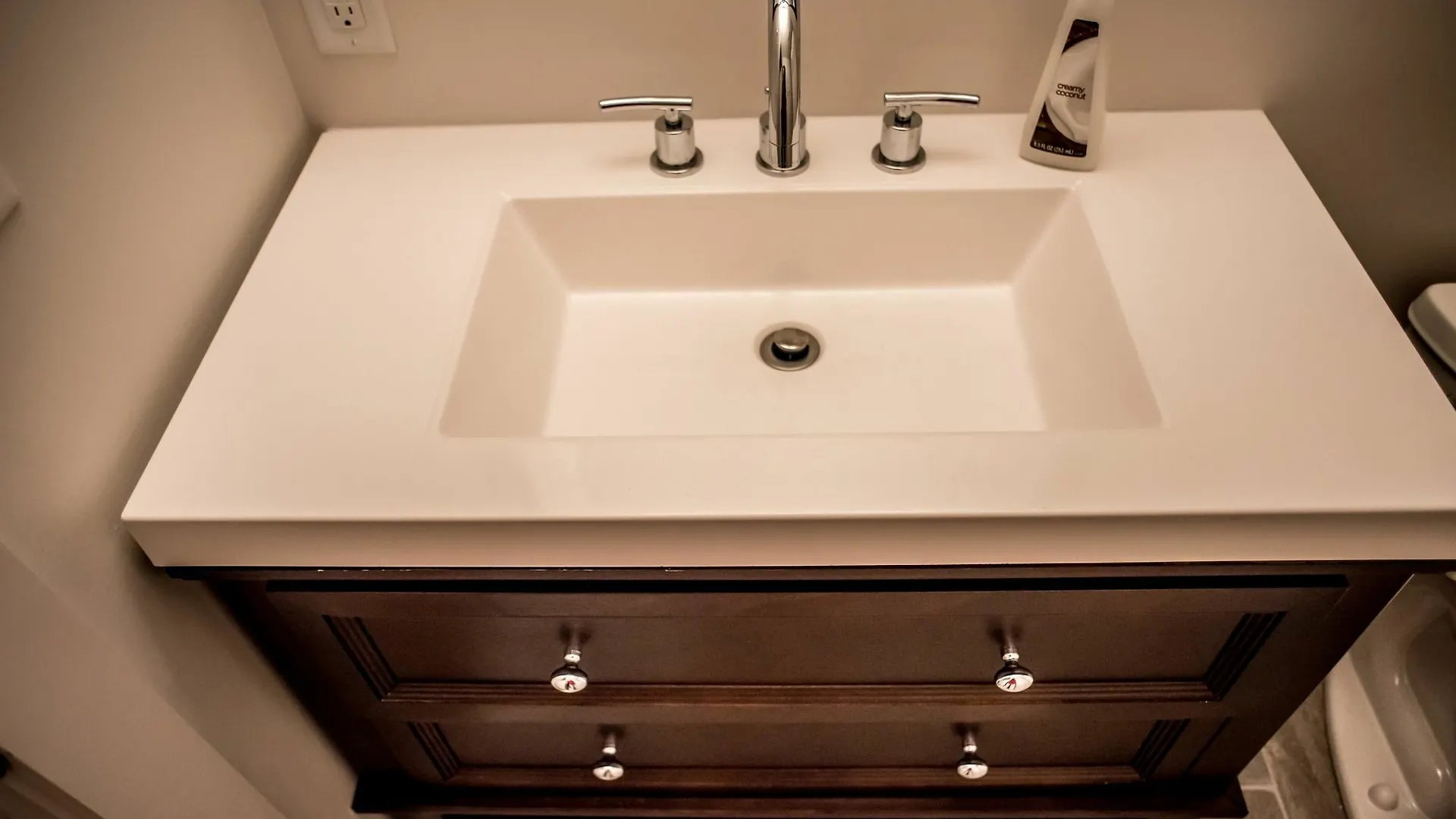 Hotel 493 King Two Bedroom Suites Charleston