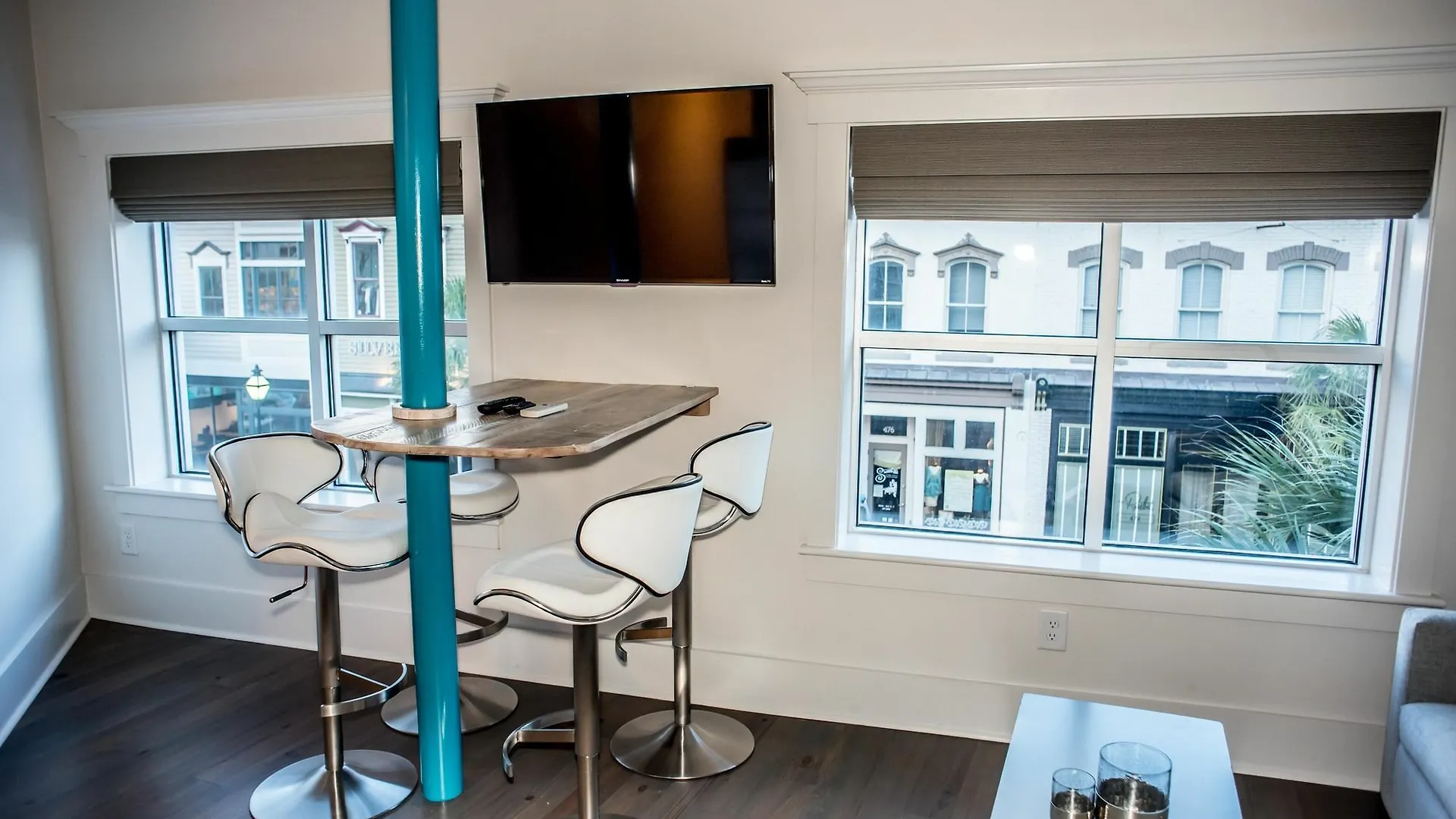 Hotel 493 King Two Bedroom Suites