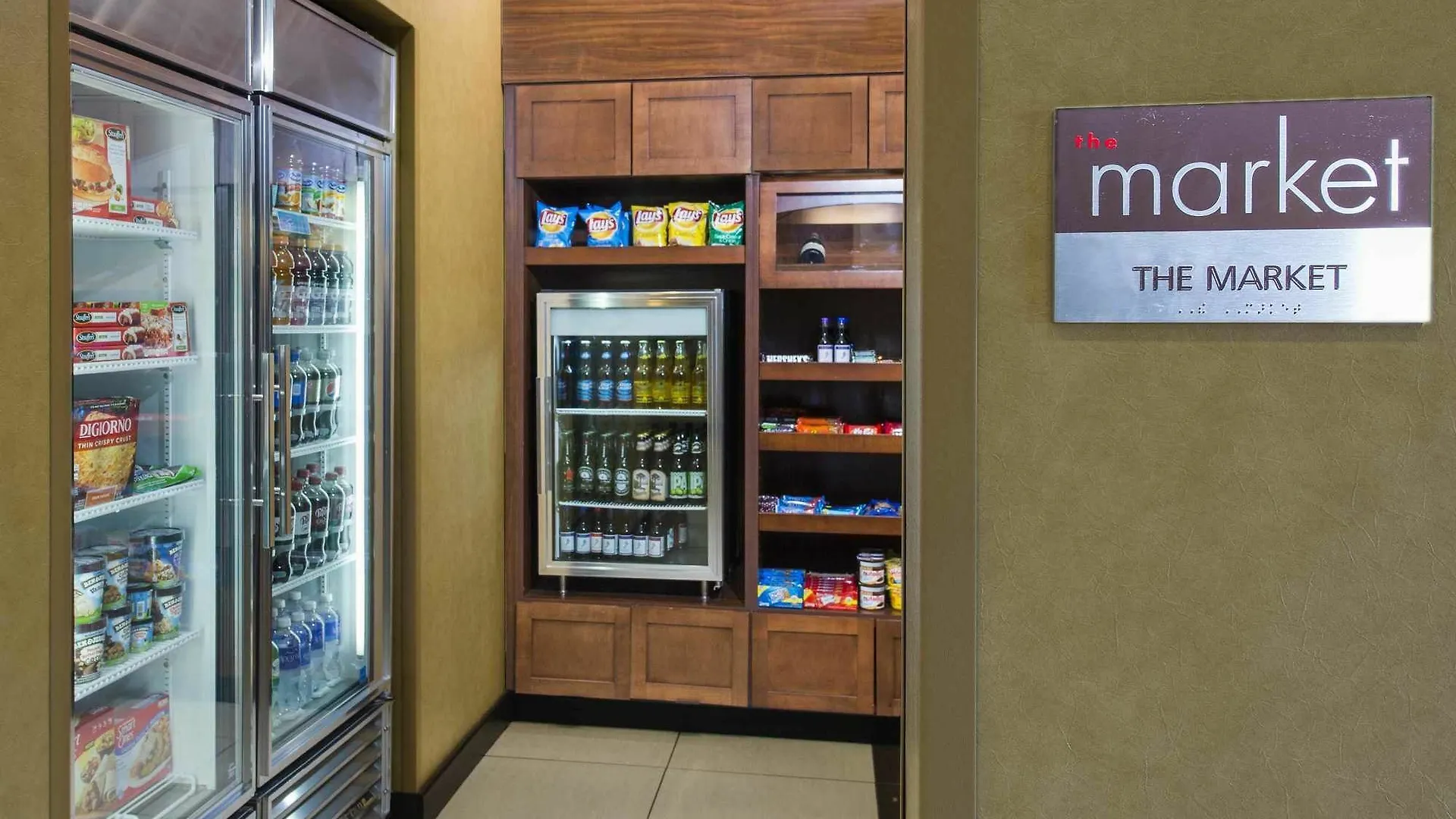 By Marriott Charleston North/ashley Phosphate Hotel North Charleston