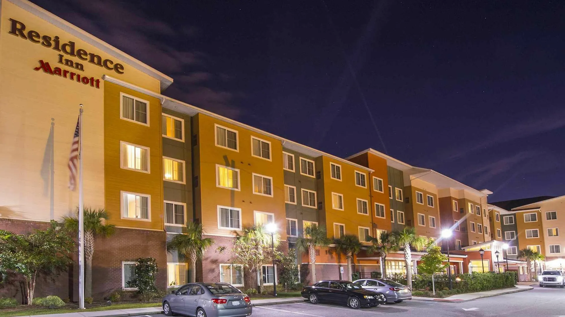 By Marriott Charleston North/ashley Phosphate Hotel North Charleston