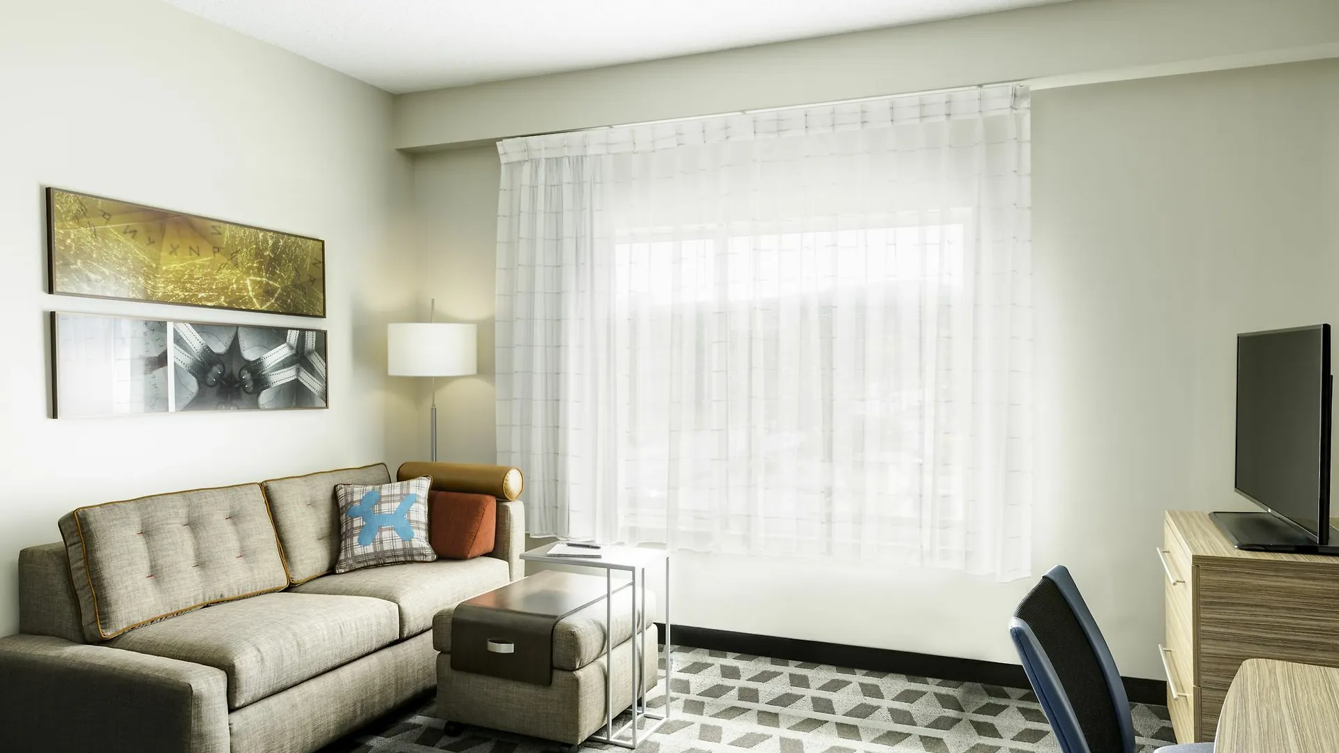 Towneplace By Marriott Charleston Airport/convention Center Hotel 3*