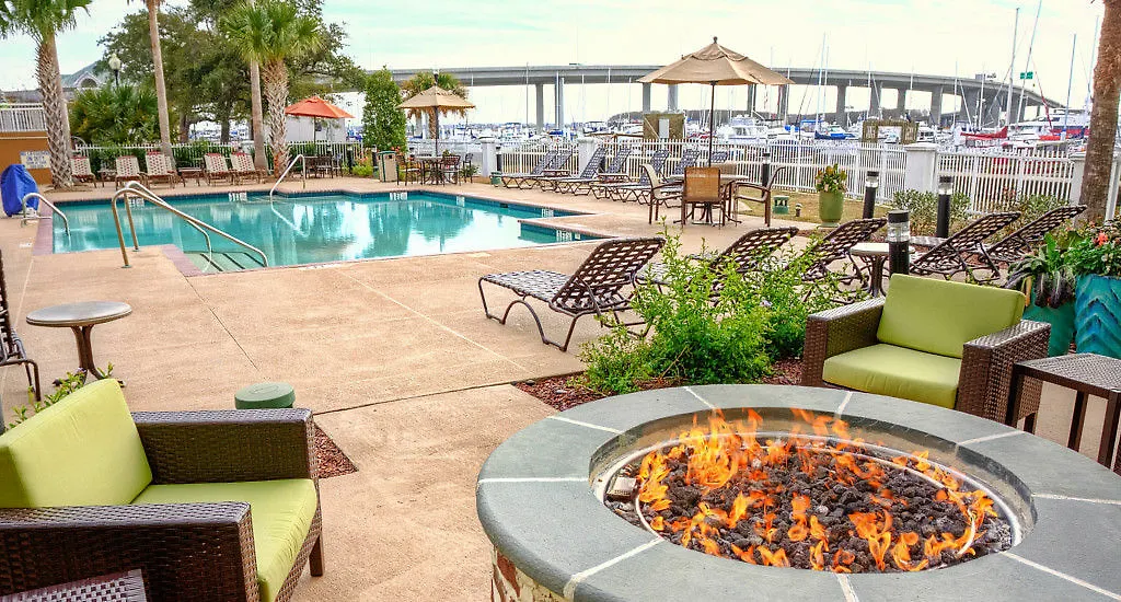 Hotel Courtyard Waterfront Charleston