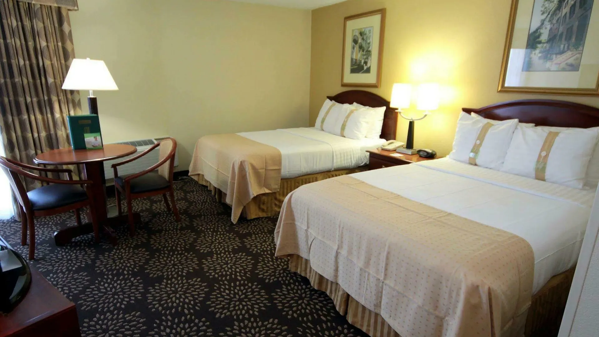 Charleston-riverview By Ihg 3*