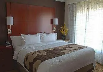 By Marriott Charleston North/ashley Phosphate 3*
