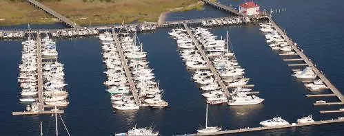Harborside At Charleston Harbor And Marina Resort 4*