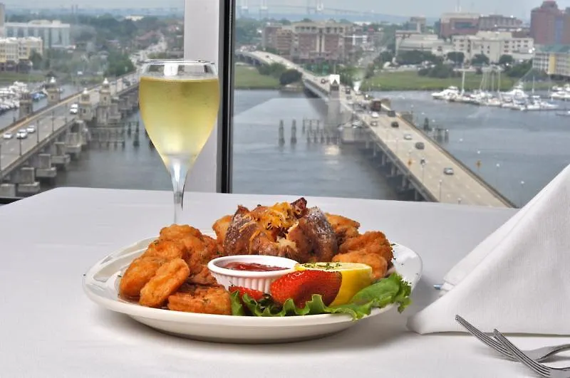 Hotel Charleston-riverview By Ihg Charleston