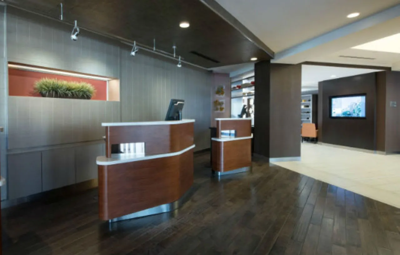 Courtyard By Marriott Historic District Hotel