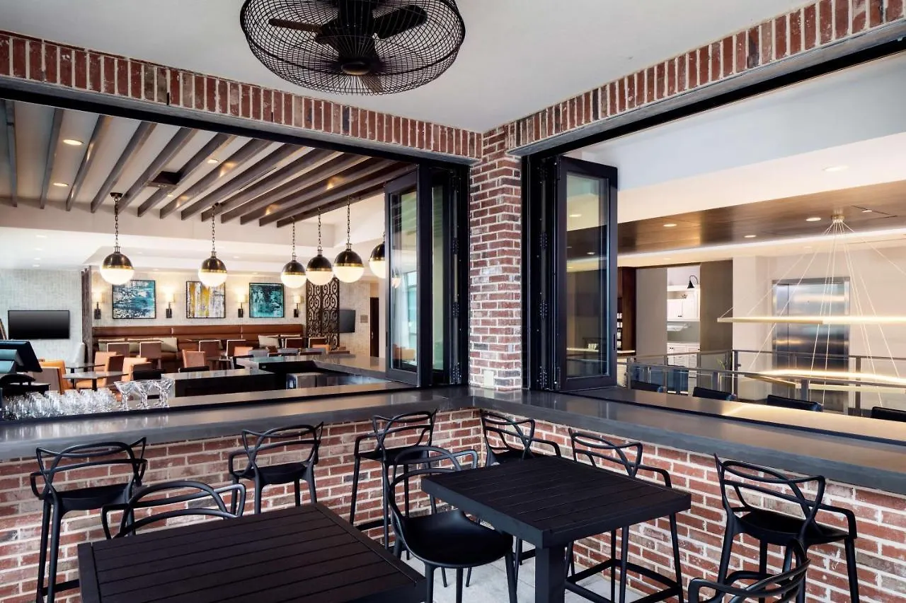 Hyatt Place Towne Centre Hotel 3*