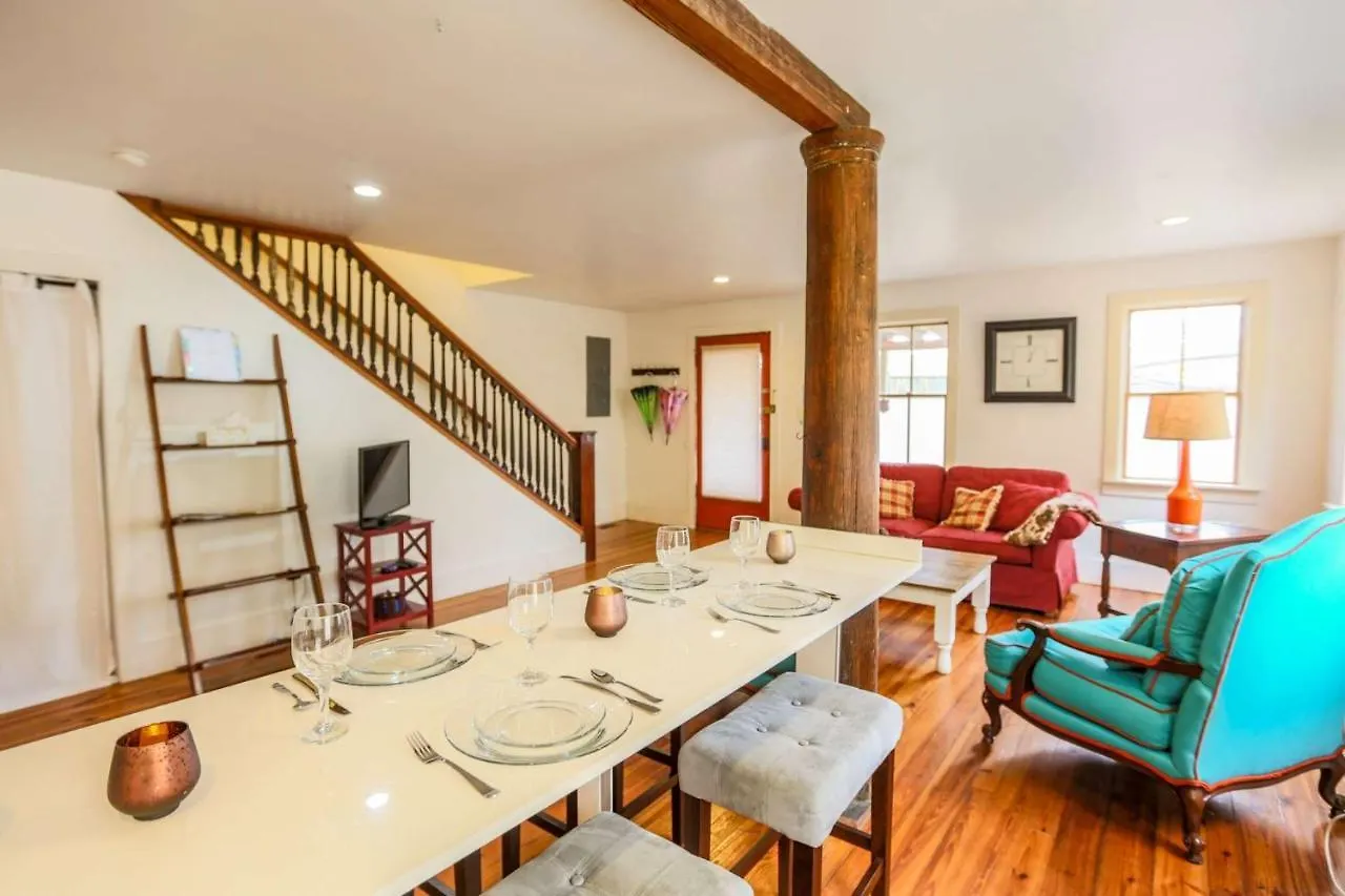 Sweet Spacious Charleston