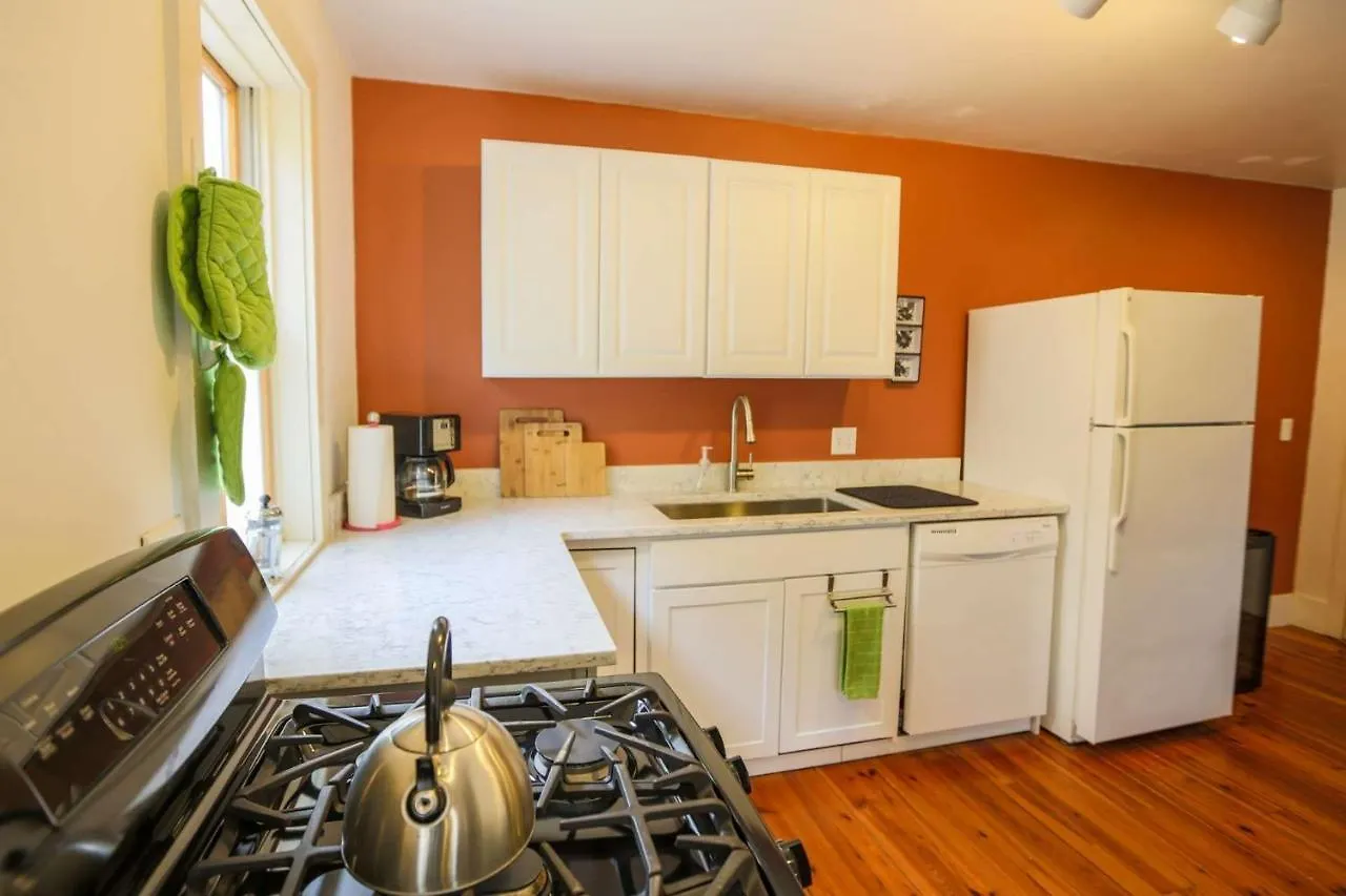 Sweet Spacious Holiday home *