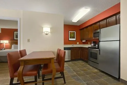 By Marriott Charleston Airport North Charleston