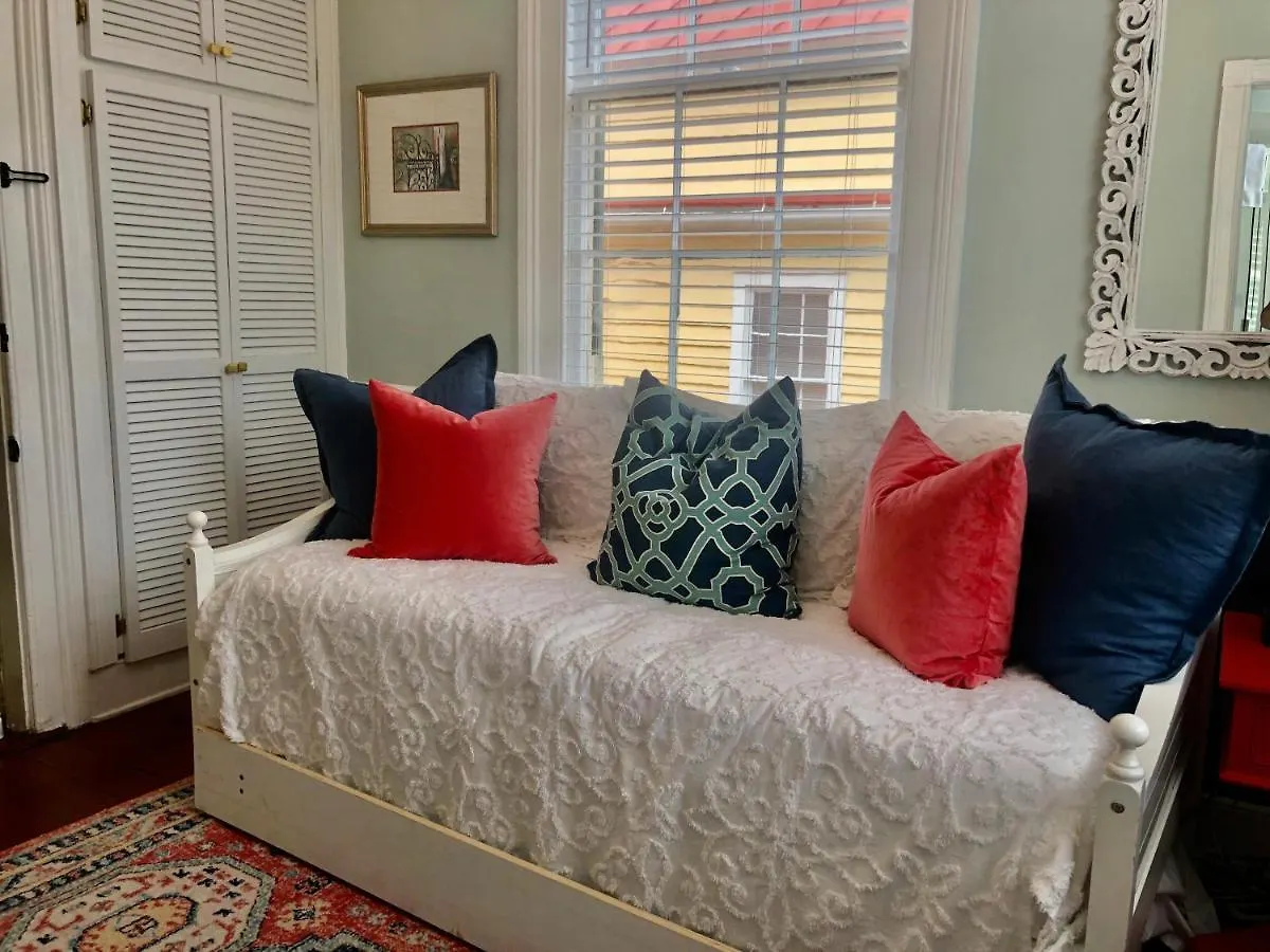 Daybed With Trundle In The Beautiful Ashley Inn 4 Blocks From King St Charleston