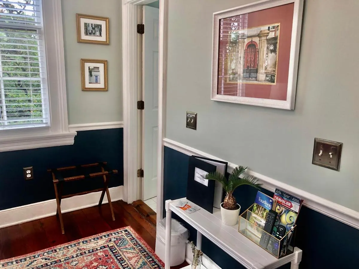 Daybed With Trundle In The Beautiful Ashley Inn 4 Blocks From King St Charleston