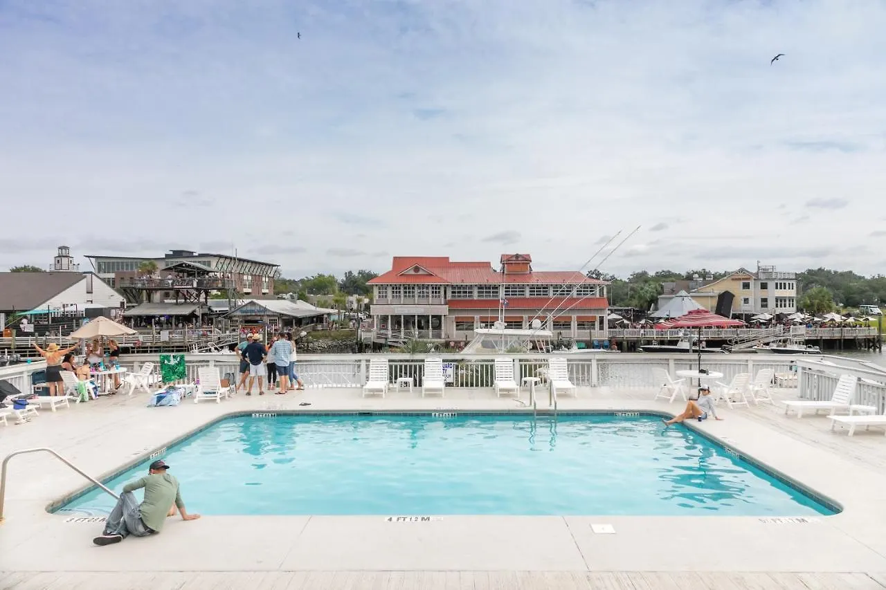 Hotel Shem Creek