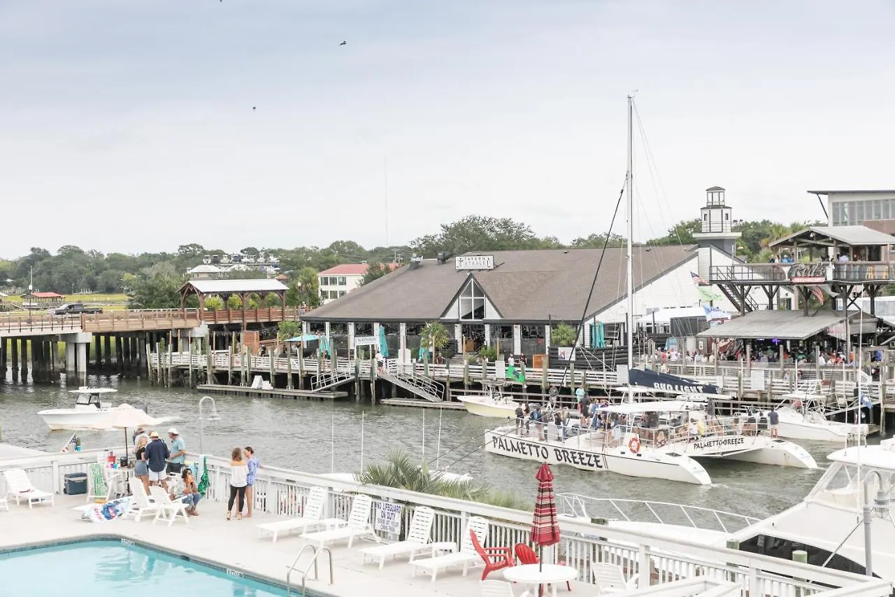 Hotel Shem Creek 3*