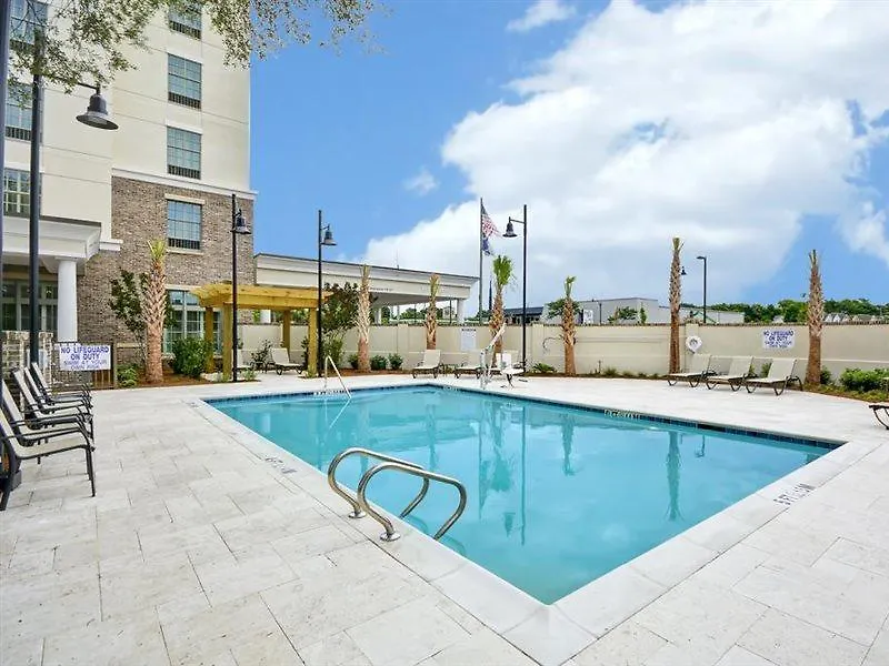 Hampton & Charleston Airport Hotel 3*