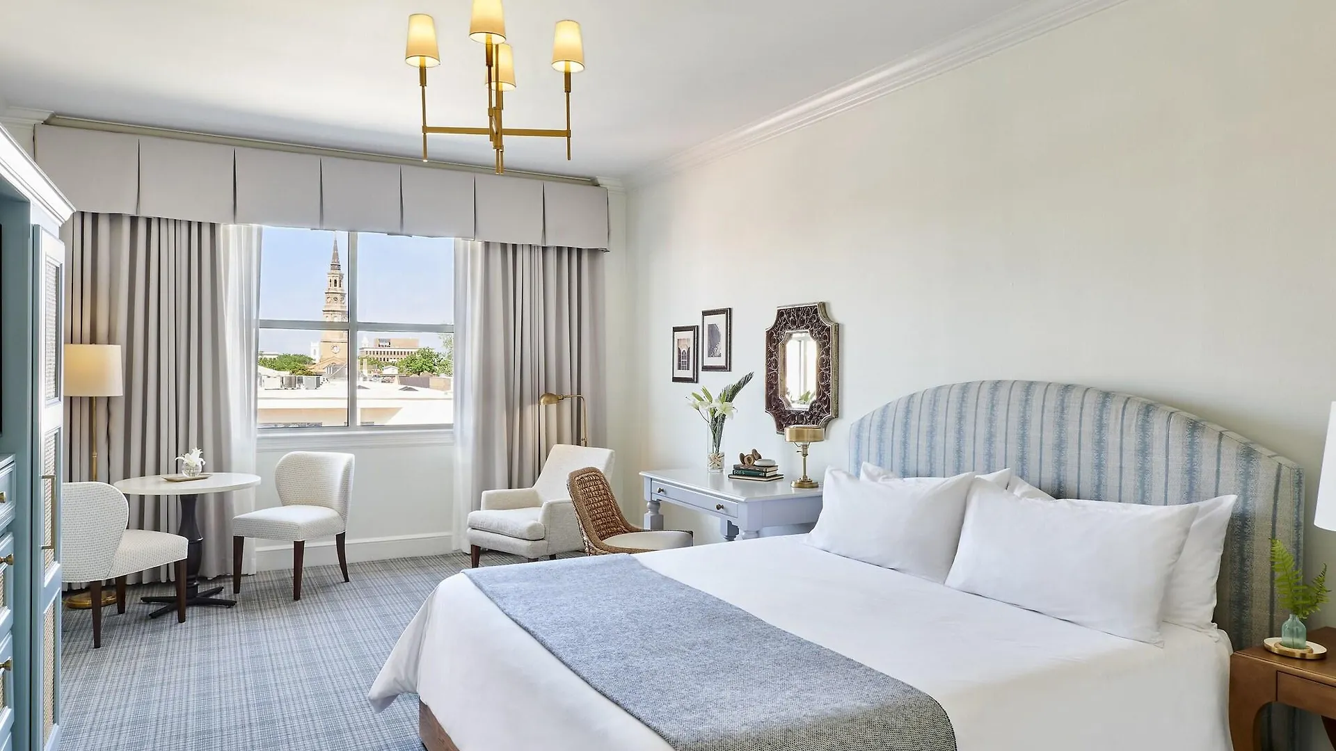 Hotel Harbourview