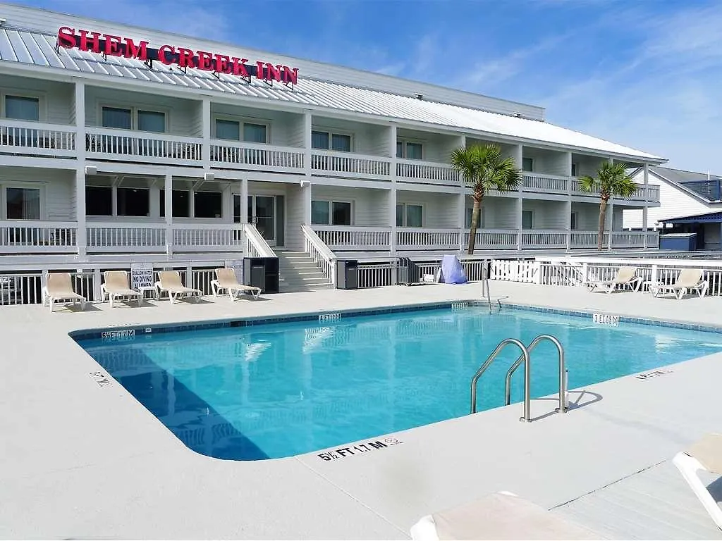 Shem Creek Hotel 3*