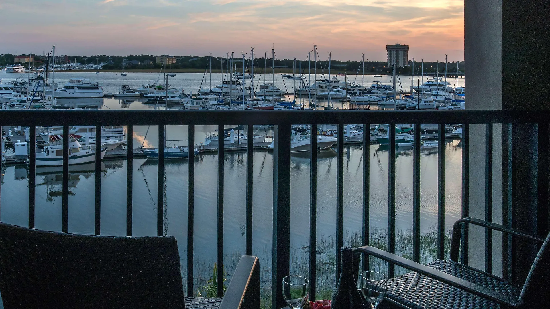 Hotel Hilton Garden Waterfront/downtown