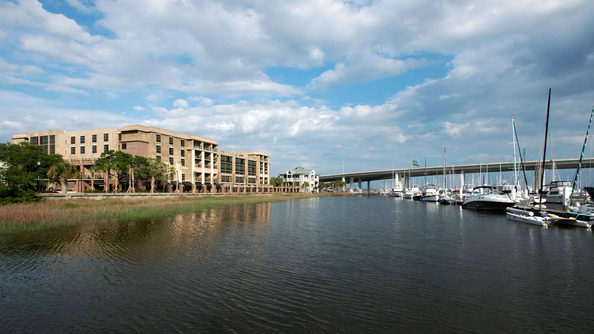 Hotel Hilton Garden Waterfront/downtown Charleston