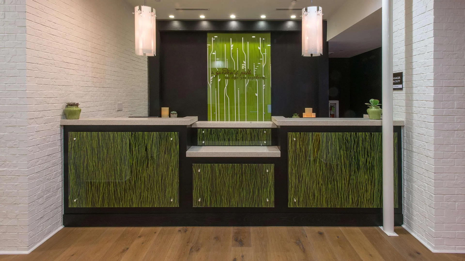Hotel Hilton Garden Waterfront/downtown 3*