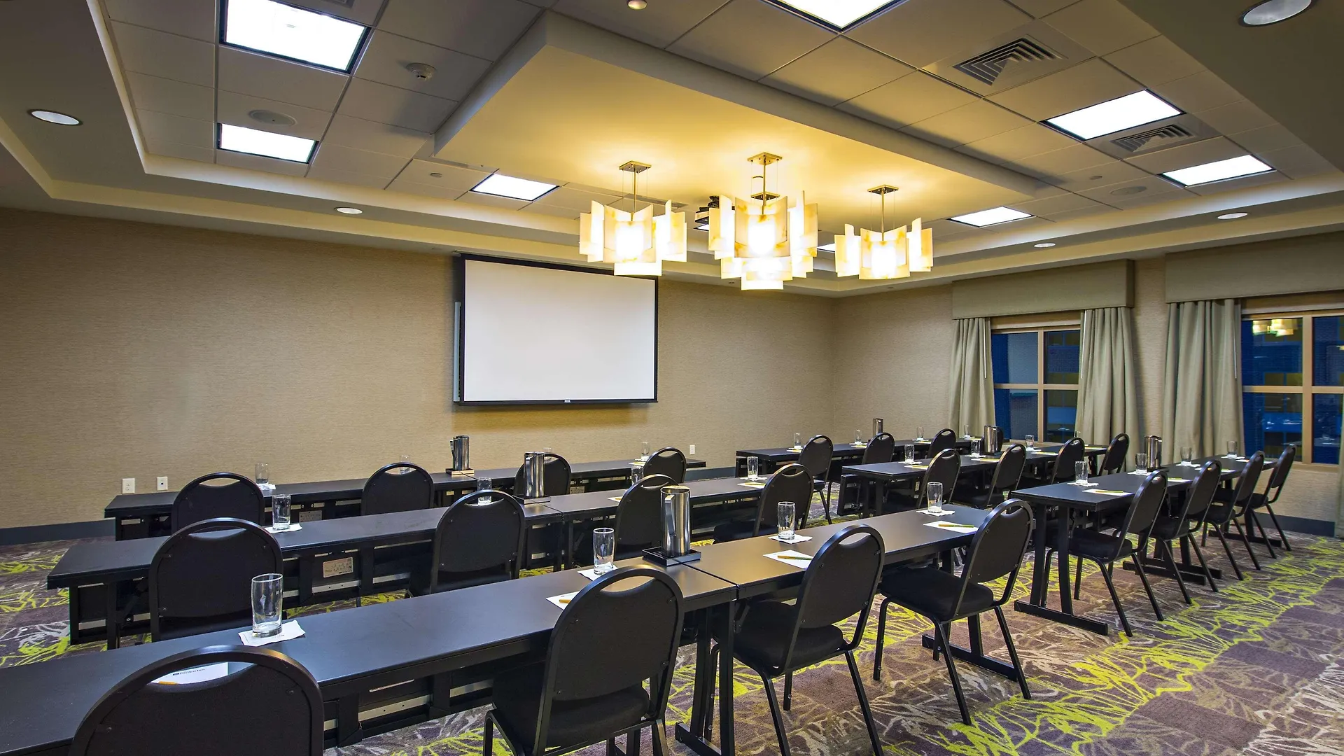Hilton Garden Waterfront/downtown 3* Charleston