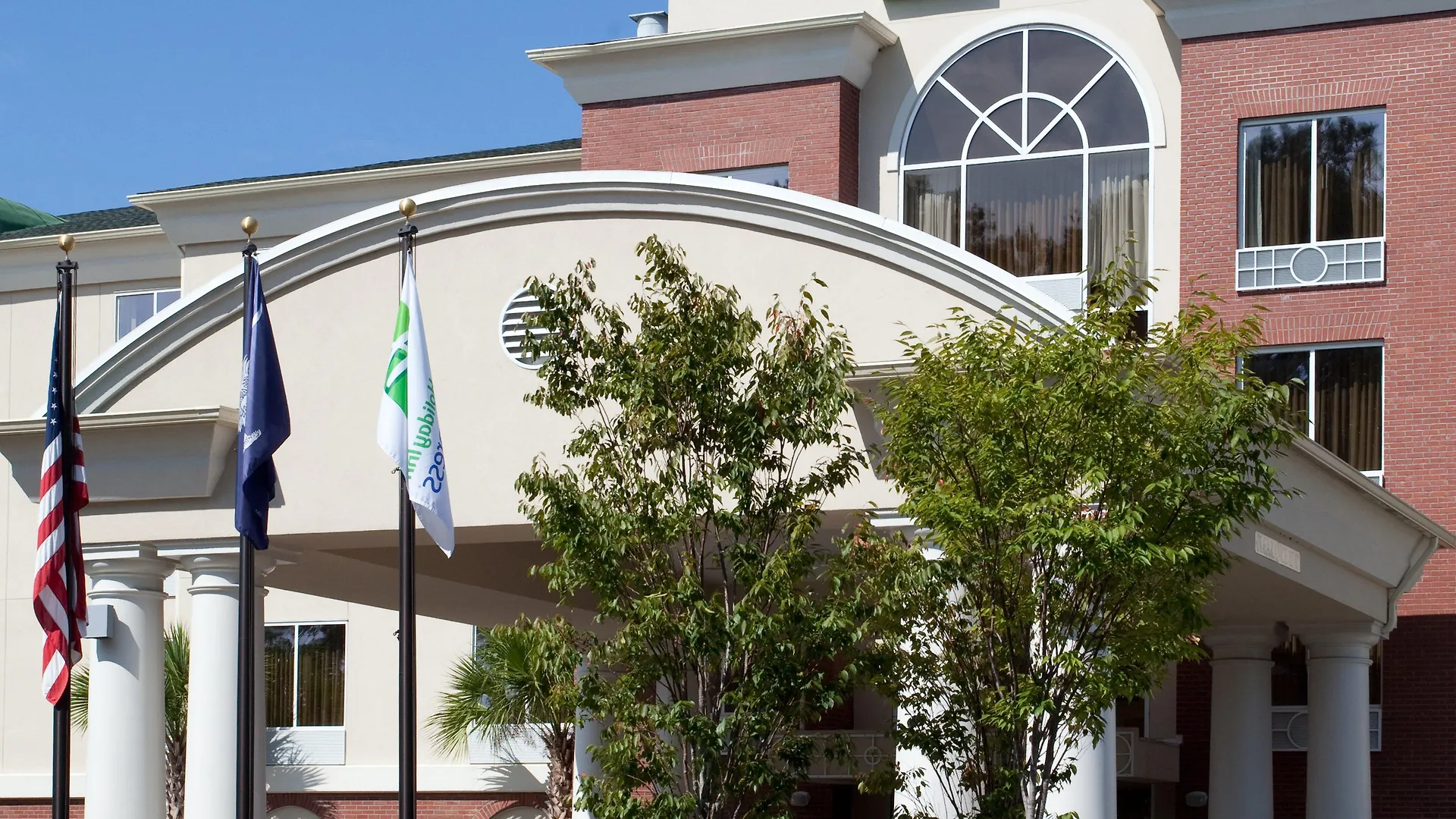 Express & Charleston - North By Ihg 2* North Charleston