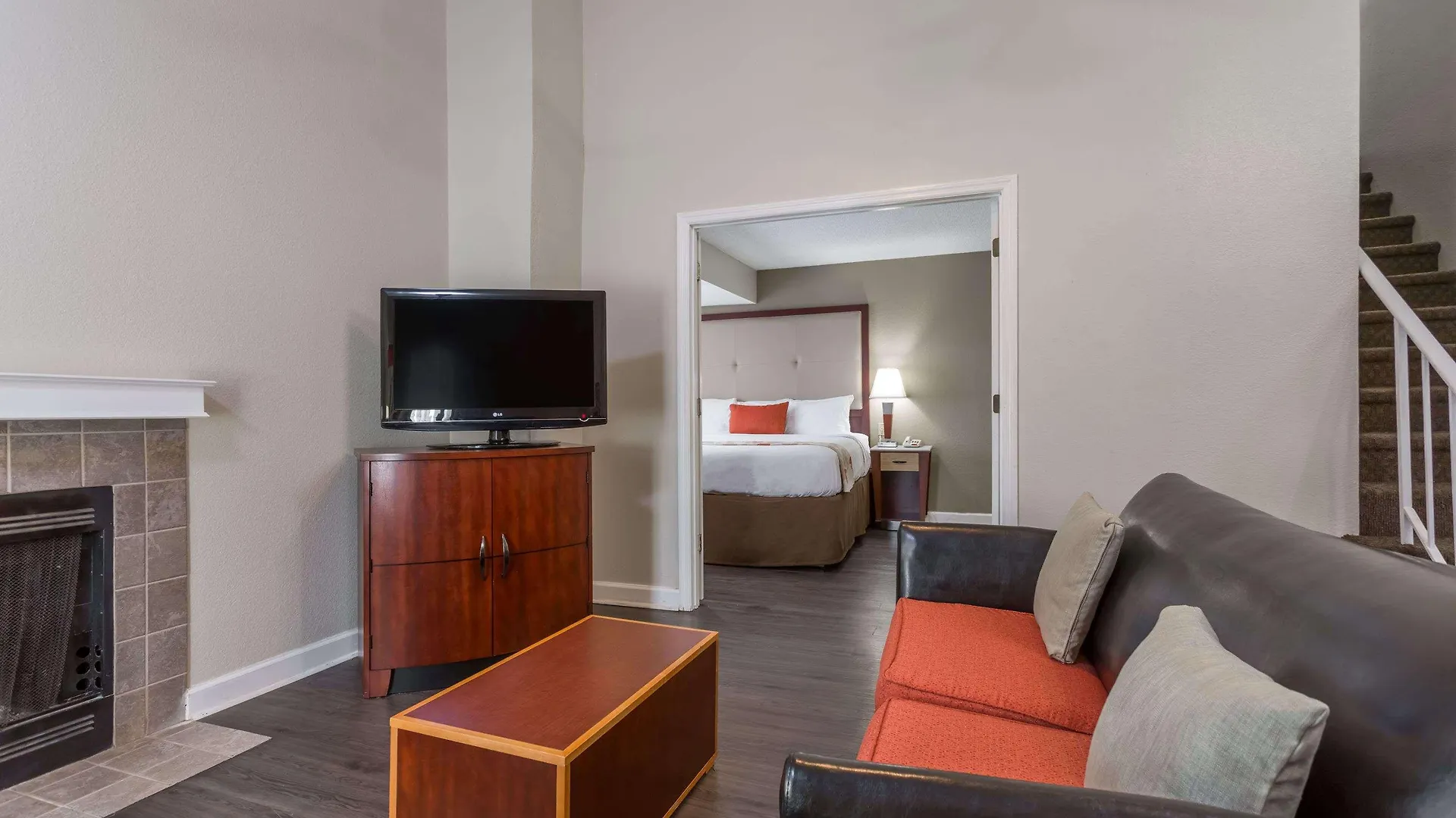 Hotel Hawthorn By Wyndham 3*