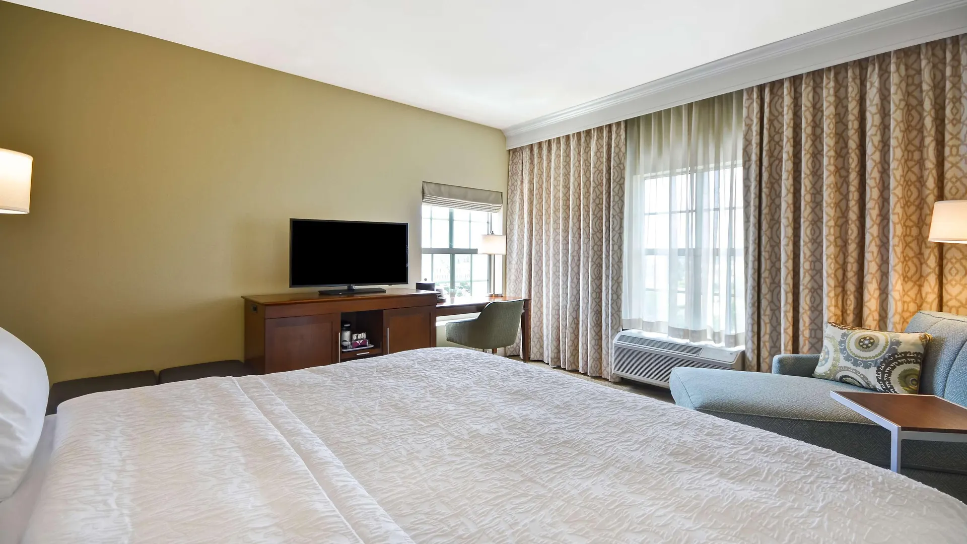 Hotel Hampton & Charleston Airport
