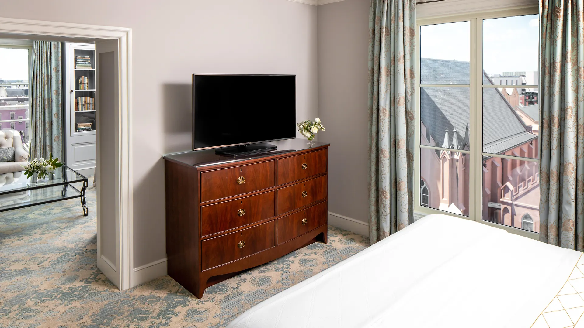 Bennett Hotel 5*