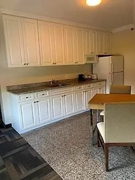 Hampton Charleston North Hotel 3*