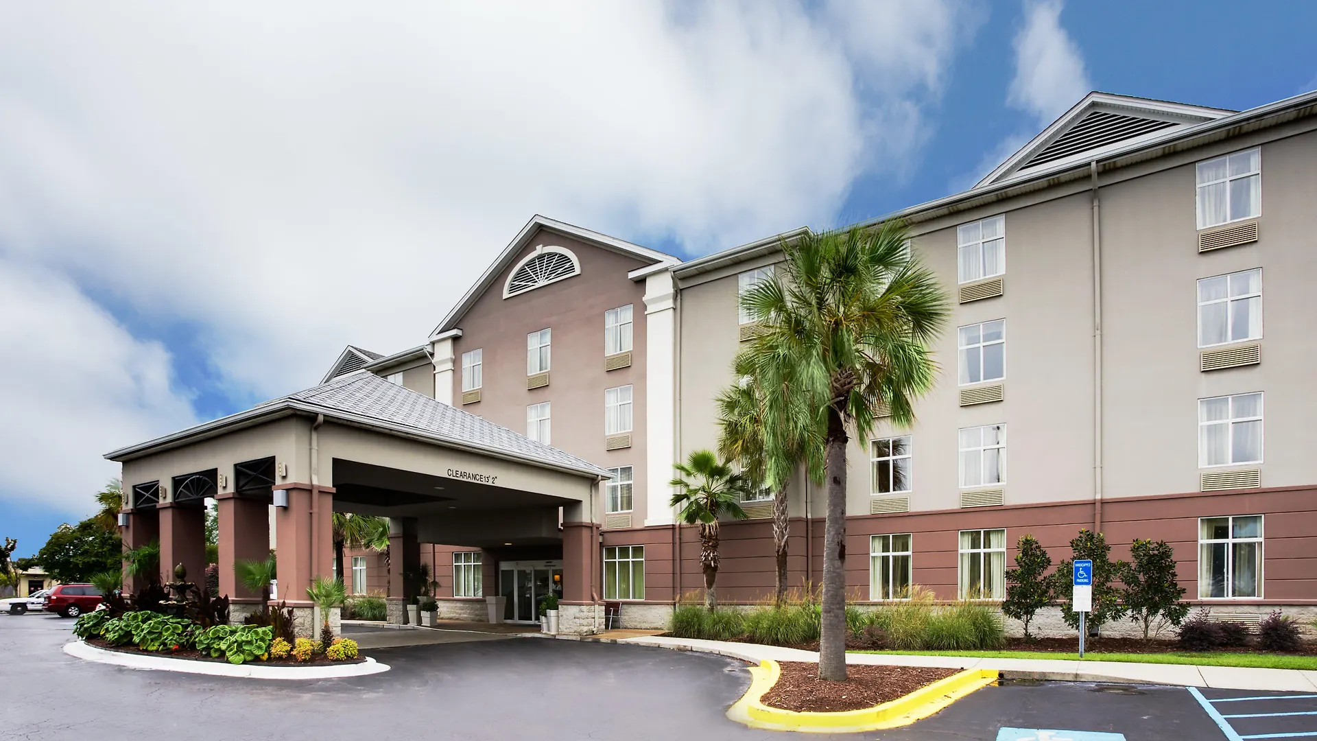 Express & Charleston-ashley Phosphate By Ihg